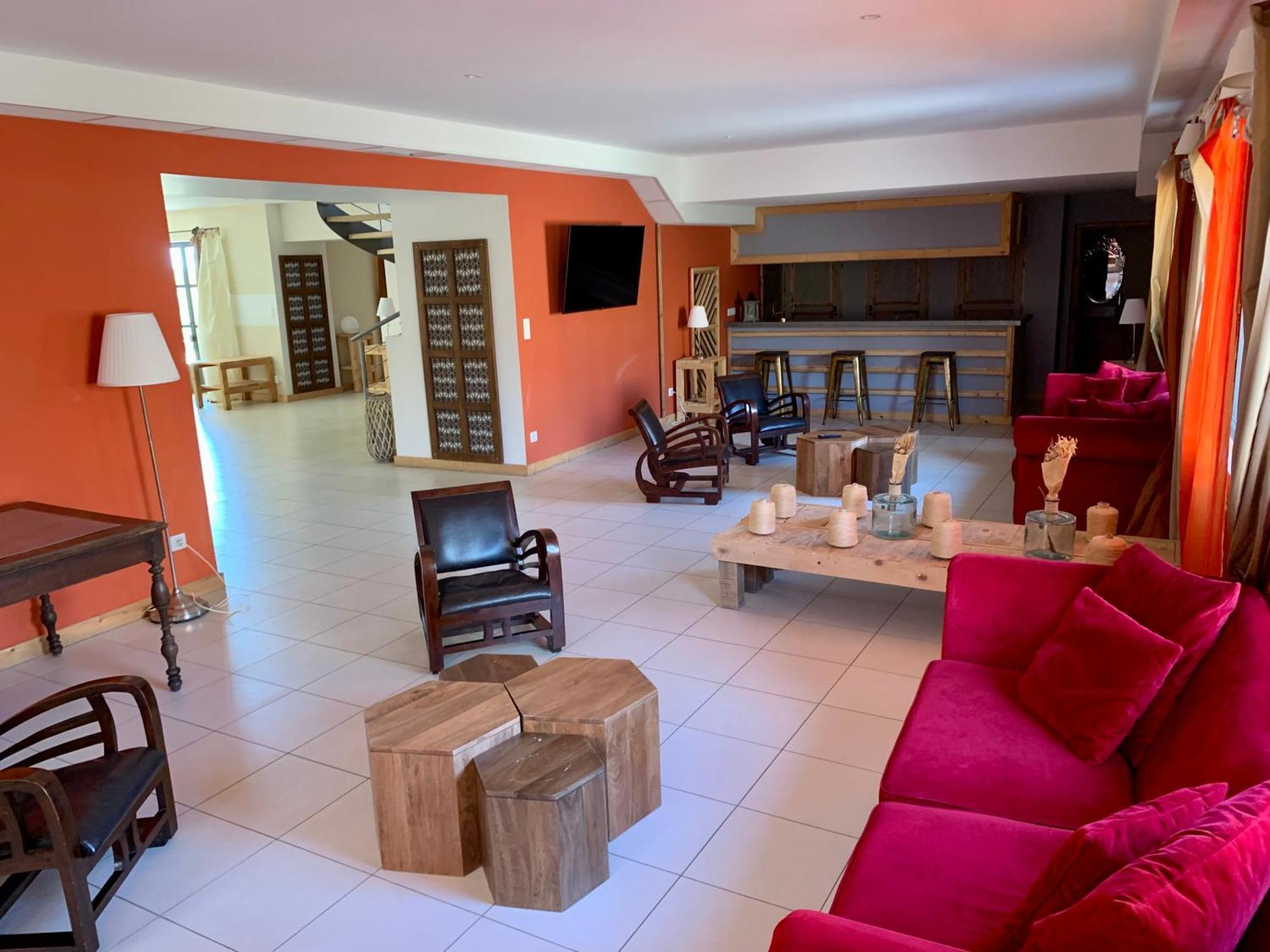 Mas Des Terres Rouges Villa Vezenobres Luaran gambar