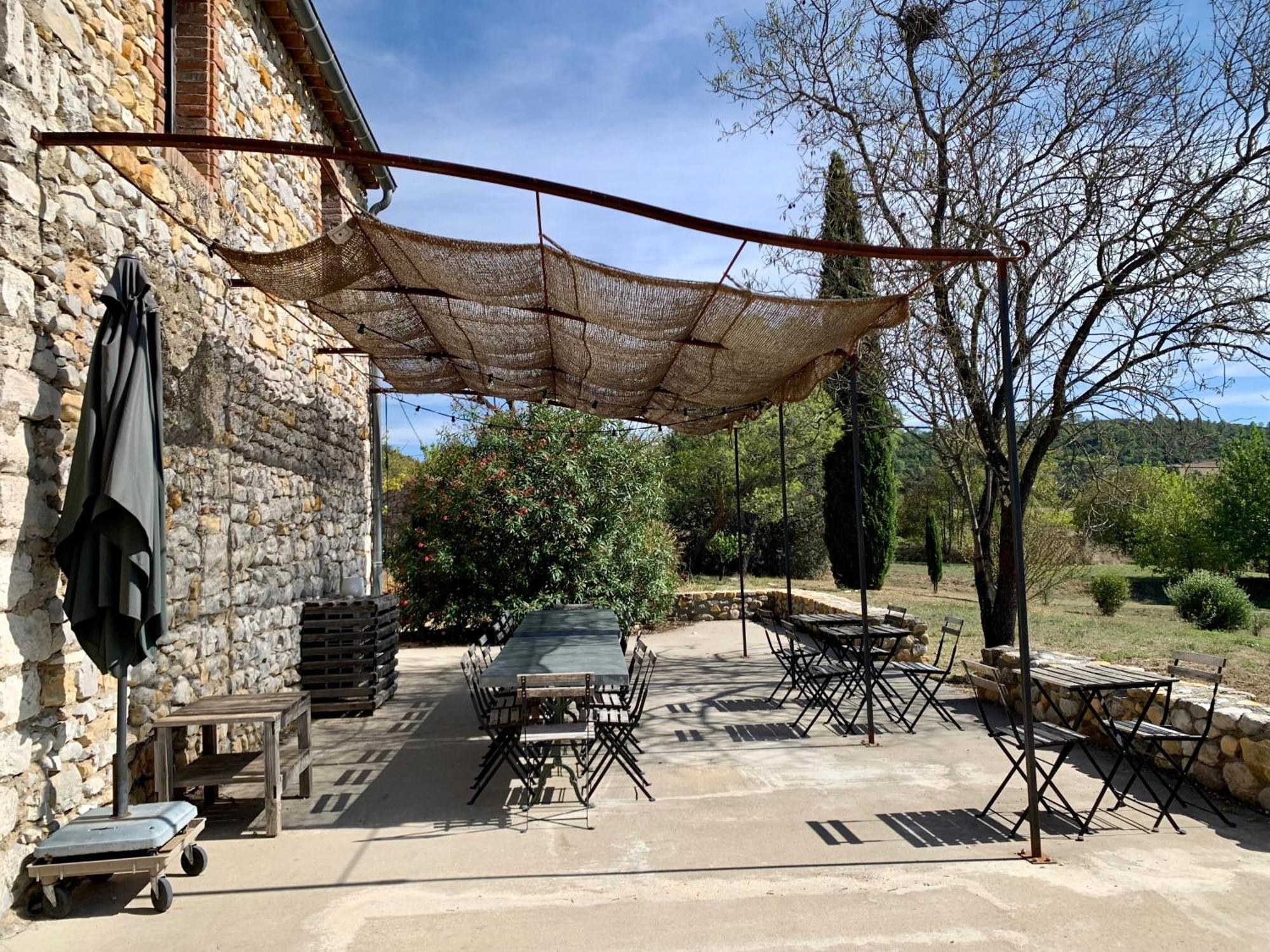 Mas Des Terres Rouges Villa Vezenobres Luaran gambar