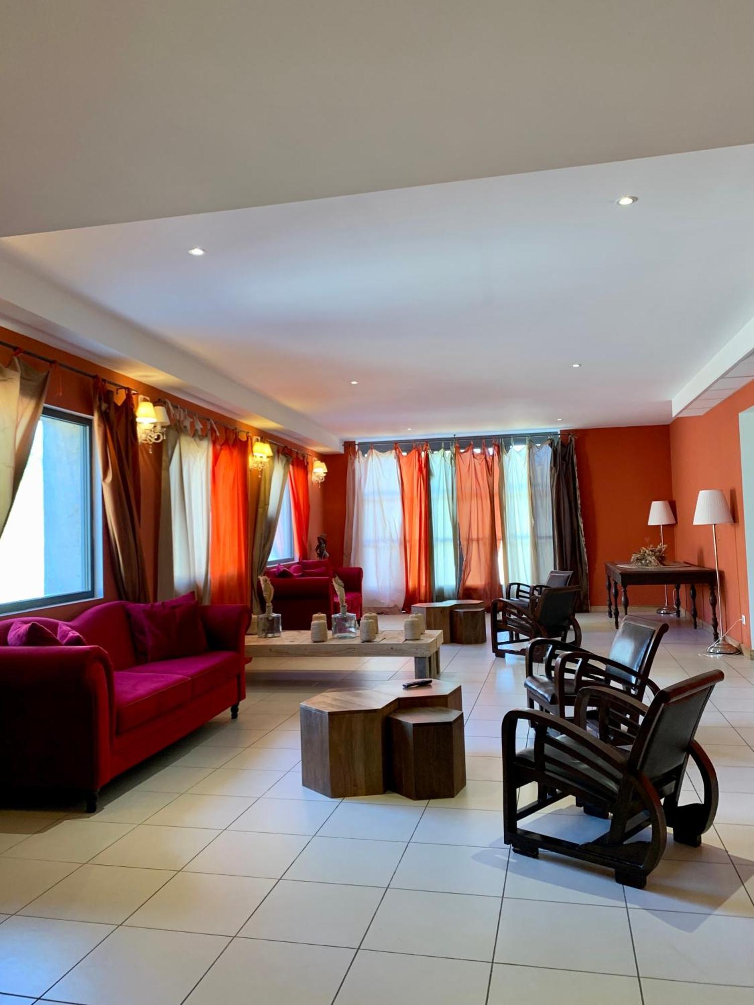 Mas Des Terres Rouges Villa Vezenobres Luaran gambar